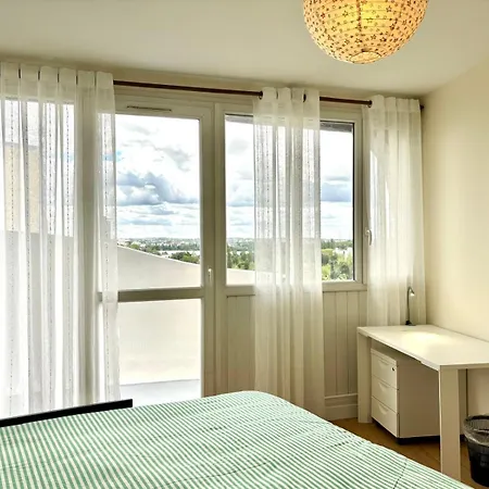 3 Chambres, 3 Balcons, Belle Vue, Parking, Clim Créteil